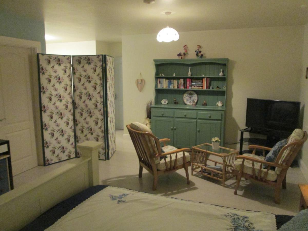 The Willow Room Ashford 외부 사진